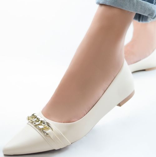 Sapatilha bico com corrente Desiré Off White