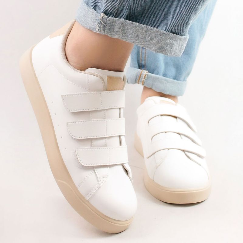 7151areiaeoffwhite2