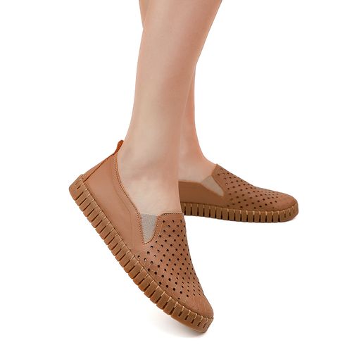 Slip On Saara Caramelo