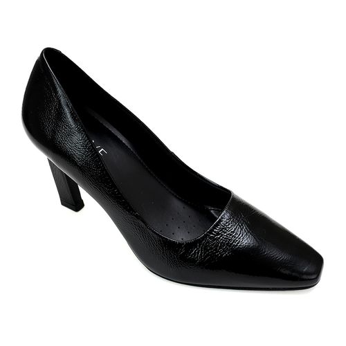 Scarpin Tilcoco Preto