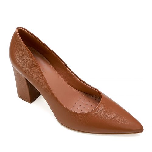 Scarpin Neblina Whisky