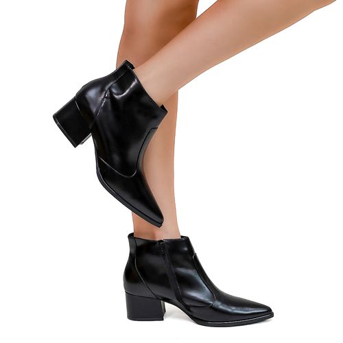 Bota Cano Curto Spencer Preto